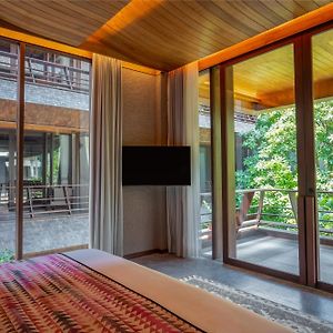 Queen Suite